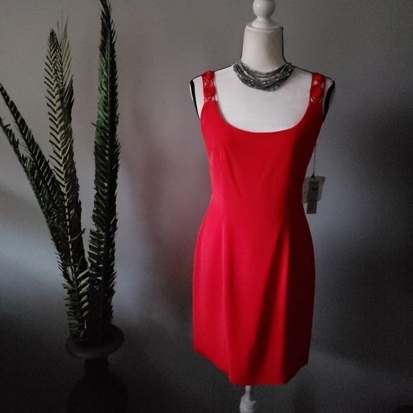 Cache red dress with detailed straps and back NWT - Picture 2 of 3